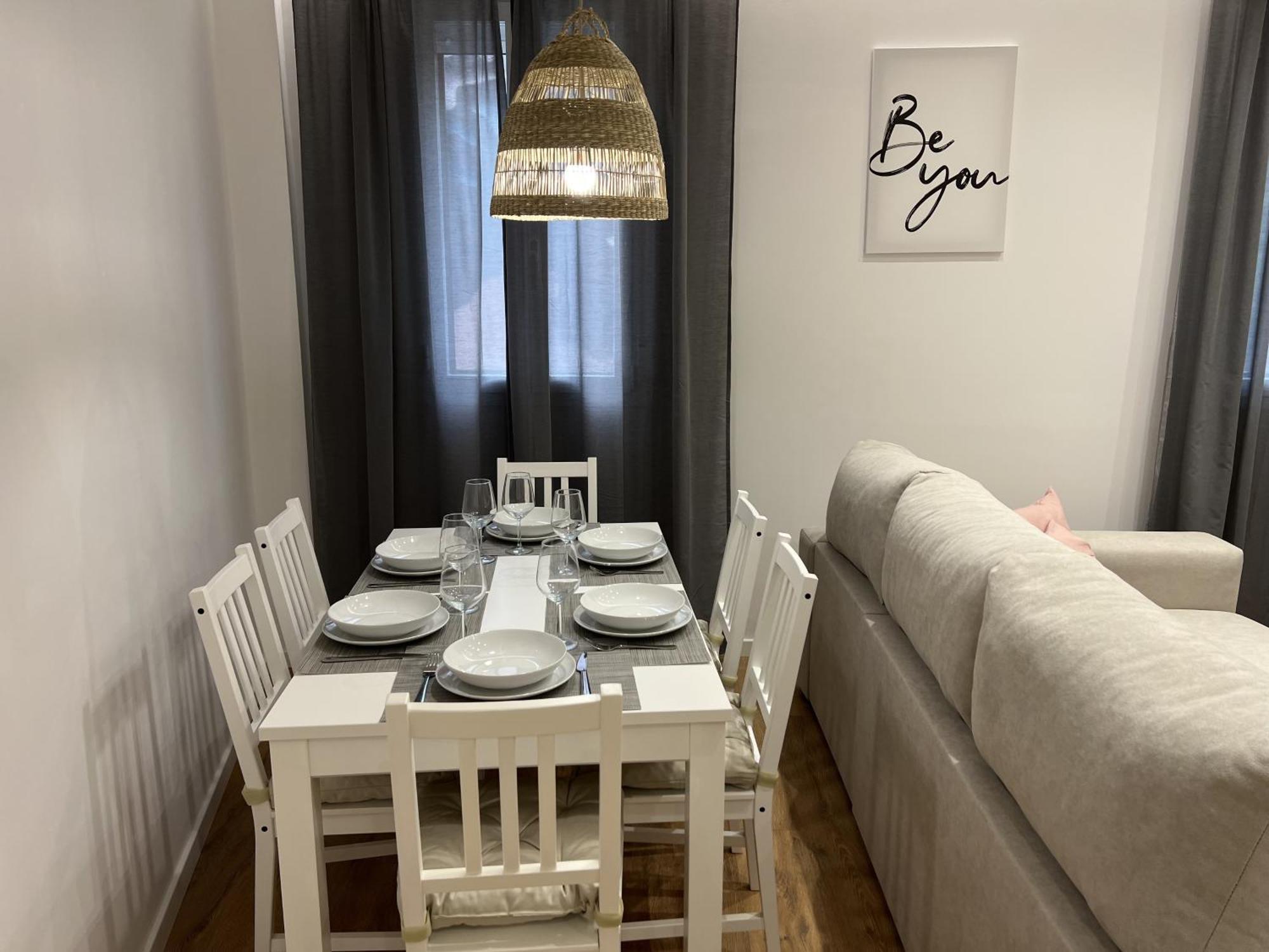Apartamenticos Plaza Las Armas III ซาราโกซา ภายนอก รูปภาพ
