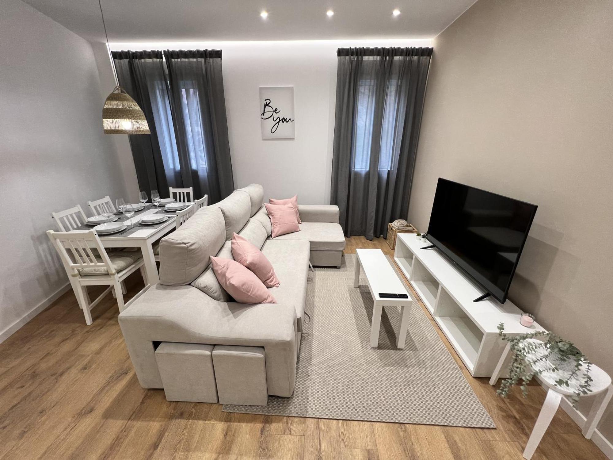 Apartamenticos Plaza Las Armas III ซาราโกซา ภายนอก รูปภาพ