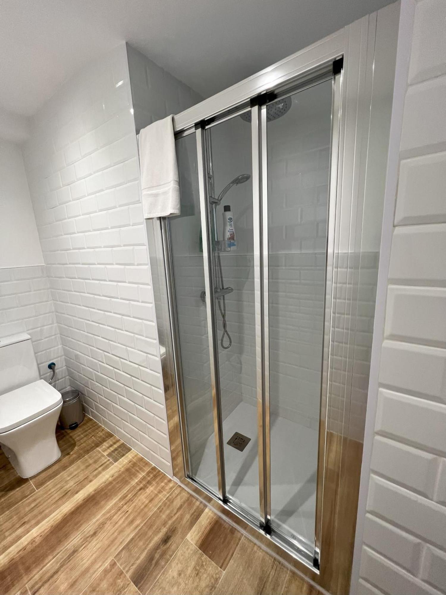 Apartamenticos Plaza Las Armas III ซาราโกซา ภายนอก รูปภาพ